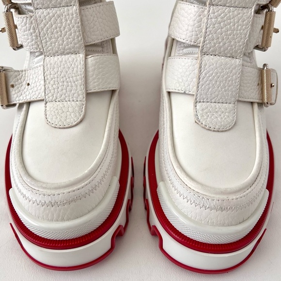 CHRISTIAN LOUBOUTIN | Dune Buckle Red Sole Ankle Platform Booties White Leather - Picture 4 of 16